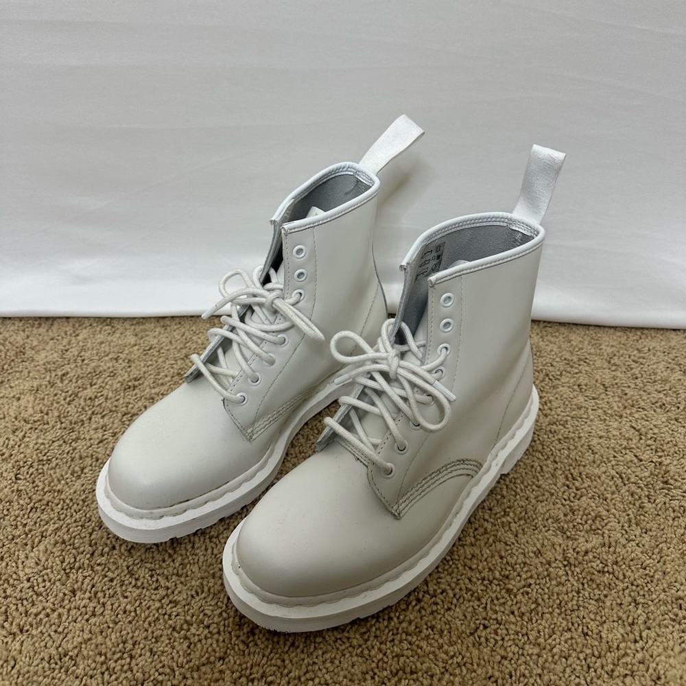 White Doc Marten Boots 1460
Never worn 
Size 9